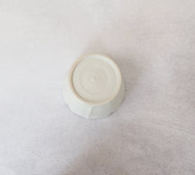 Load image into Gallery viewer, 臼杵焼 蕎麦猪口