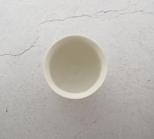 Load image into Gallery viewer, 臼杵焼 オリジナル 脚付きカップ・ゴブレット